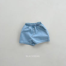 Load image into Gallery viewer, Basic Denim Shorts
