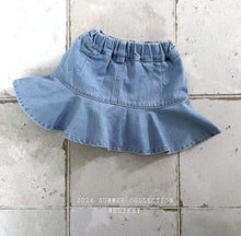 Load image into Gallery viewer, Flare Denim Skirt
