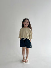 Load image into Gallery viewer, Chou Cream Tee
