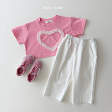 Load image into Gallery viewer, Lace Heart Crop Tee
