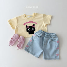 Load image into Gallery viewer, Kitty Crop Tee
