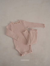 Load image into Gallery viewer, Riley Baby Suit Set
