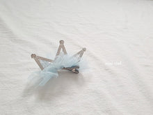 Load image into Gallery viewer, Tulle Tiara Hairpin
